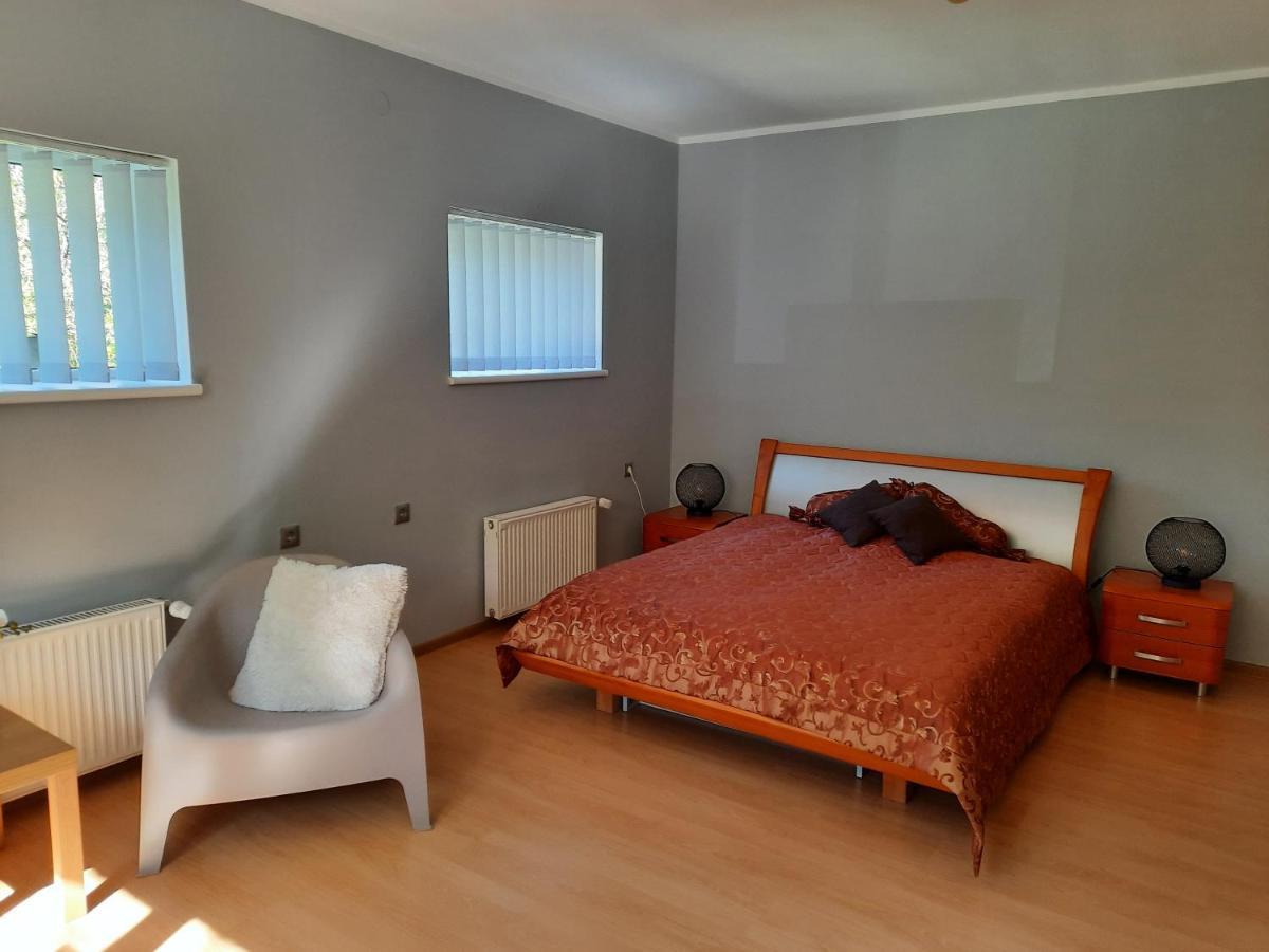 Apartamento Medijas Saulkrasti Exterior foto